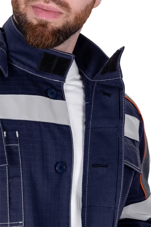 Костюм мужской МЕГАСТАТОЙЛ  для защиты от нефтепродуктов, кратковременного воздействия пламени, статического электричества, цвет темно-синий Кос 415