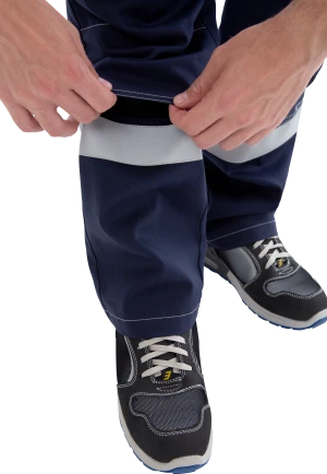 Костюм мужской МЕГАСТАТОЙЛ  от нефтепродуктов, кратковременного воздействия пламени, статического электричества, темно-синий/серый/оранж